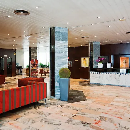 Catalonia Giralda Hotel 4*