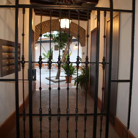 Singular Corral De San José * Sevilla