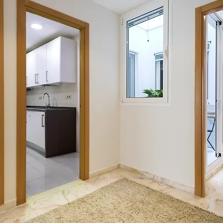 Genteel Vinuesa Apartament Sewilla