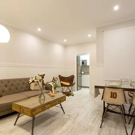 Siete Apartment Seville
