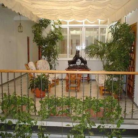 Casual Don Juan Tenorio Hotel