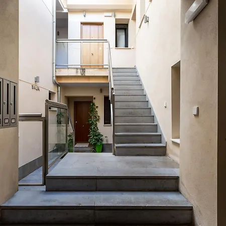 Atrivm Apartamento * Seville