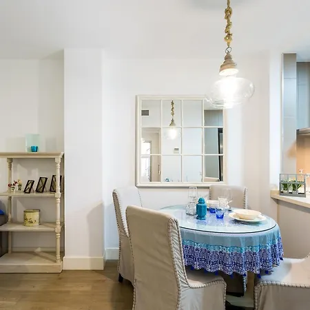 Atrivm Apartamento * Seville