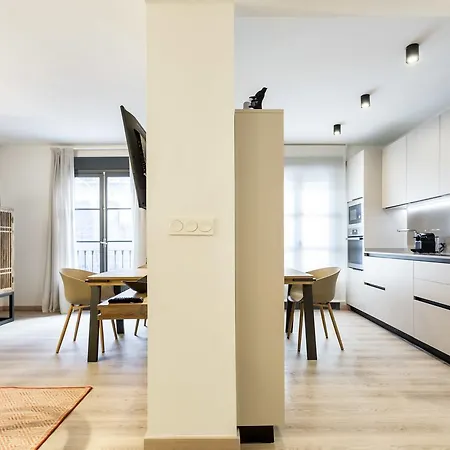 Eleven Real De La Carreteria, By Homing U Apartment Seville