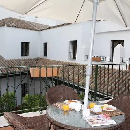 Singular Corral De San José Sevilla