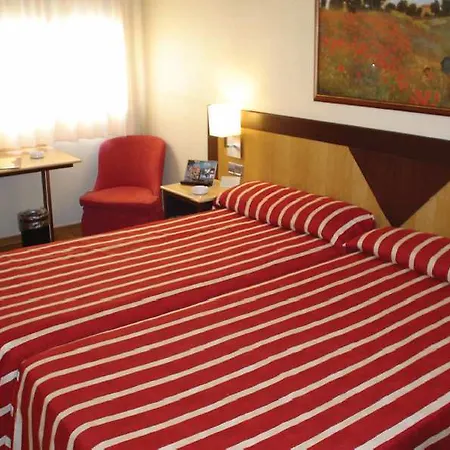 Hotel Catalonia Giralda 4*
