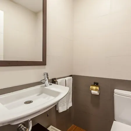 Casas De - Cuna 41 *
