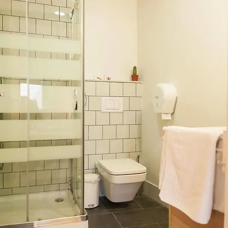 The Nomad Hostel&pension Hostel *
