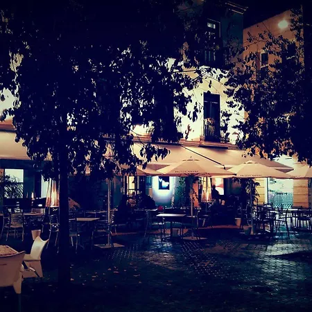 The Corner House Gasthof Sevilla
