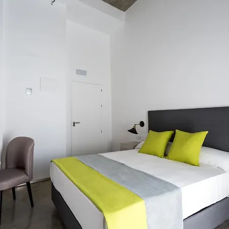 Szálloda La Puerta De Palacio - Adults Only 3*