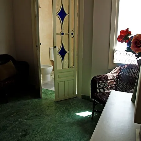 Boutique Casa De Colon Hotel