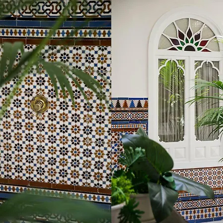 Santa Paula Pool & Luxury Sevilla