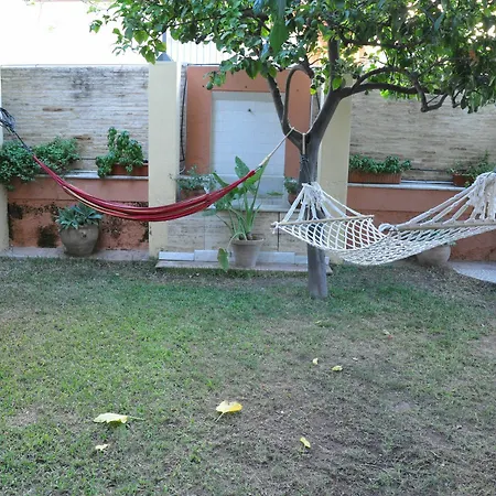 Ostello Lemon Garden Sevilla Siviglia