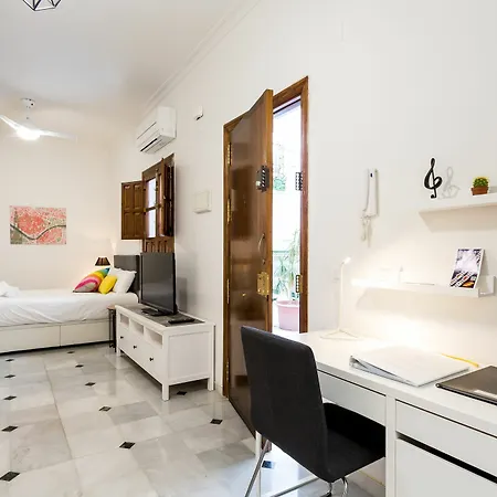 Holi-rent Estudio Banos Apartament *