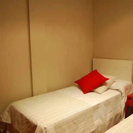 Centrico Nuevo Dos Banos Parking Apartment