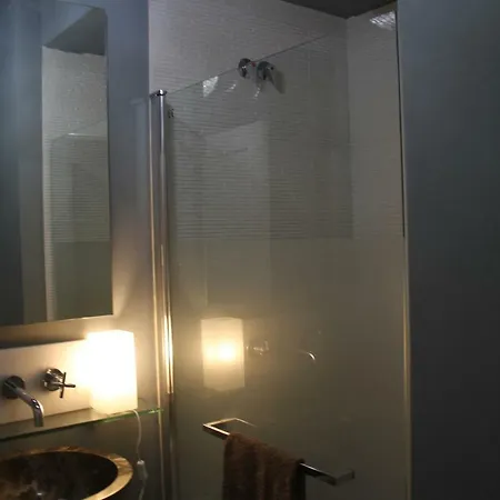 Apartamento Luxurious 2 Bedroom Flat In A Historic Building Sevilla