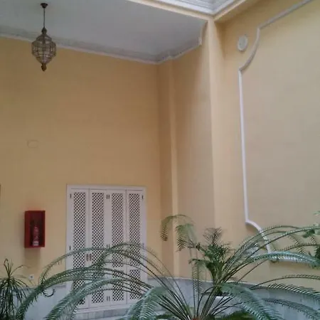 Luxurious 2 Bedroom Flat In A Historic Building Apartamento *