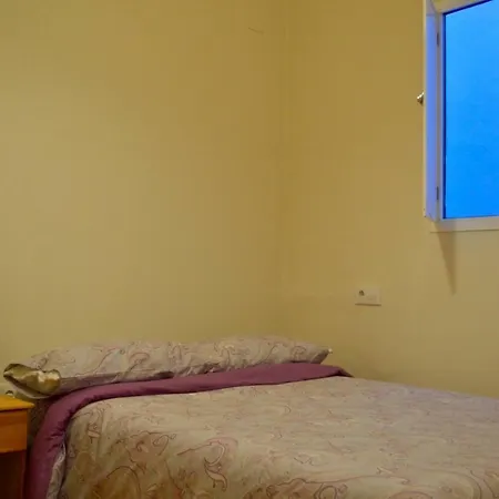Peris Mencheta Apartamento *