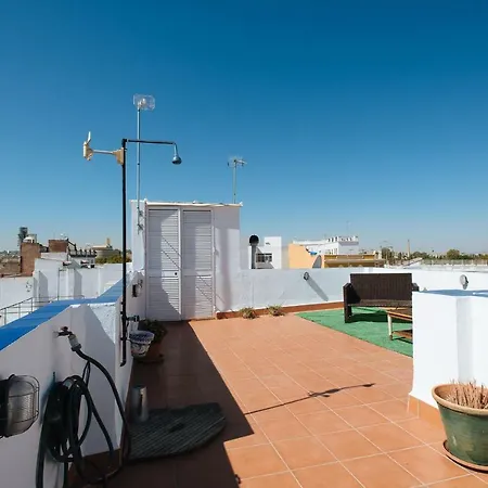 Апартаменты Cozy Attic With Terrace- 1bd 1bth- San Vicente Севилья