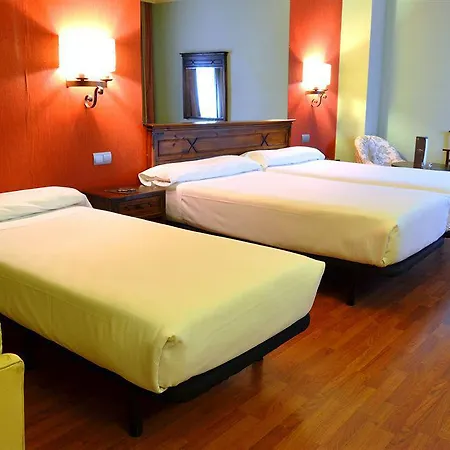 Hotel Zenit 4*