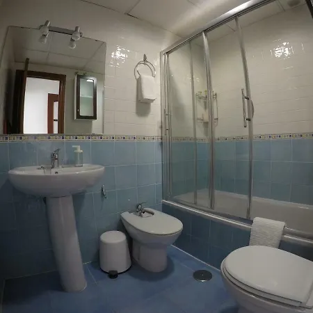 The Hostelito! Free Parking * Sevilla