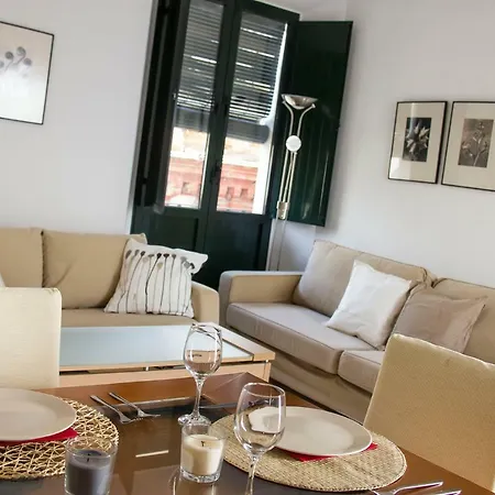 Apartment En El Corazon De Junto A La Giralda Wifi Seville