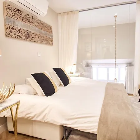 Apartamento Pajaritos Palace By Valcambre