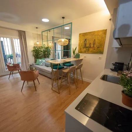 아파트 Cosy With Terrace In The Centre Of *