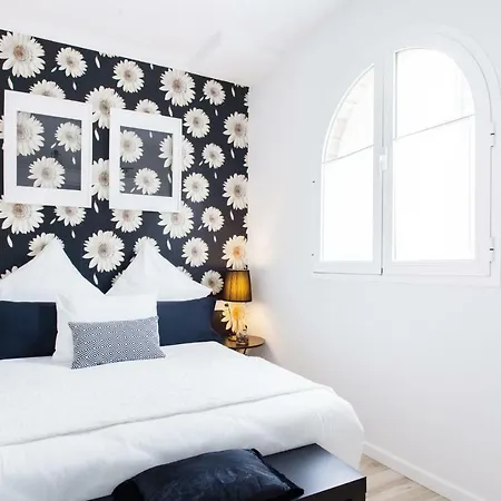 Atico Santa Marina Apartment *