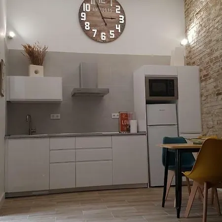 Luxury In Triana Close To The River Seville