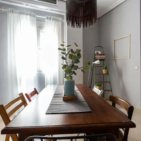 Apartment Serva La Bari Shared Seville