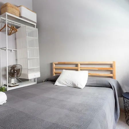 Apartment Serva La Bari Shared Seville
