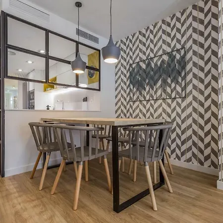 Eleven Real De La Carreteria, By Homing U Apartment Seville