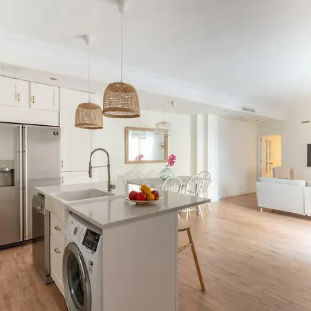 Unique Homes Setas, Plaza De San Pedro 6 Pax *