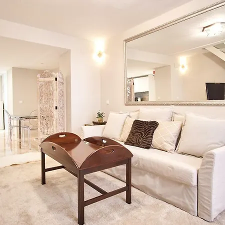 Apartamento Pajaritos Palace By Valcambre *