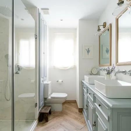 Apartment Unique Homes Setas, Plaza De San Pedro 6 Pax Seville