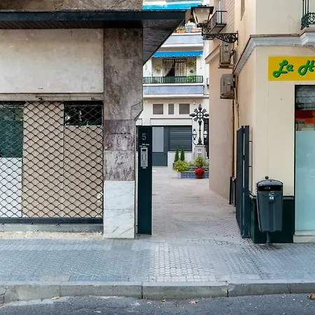 Unique Homes Setas, Plaza De San Pedro 6 Pax Apartment