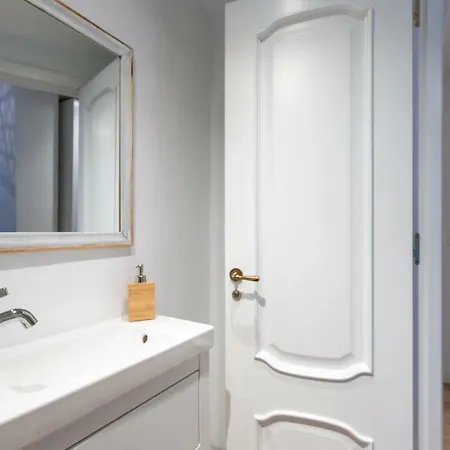 Unique Homes Setas, Plaza De San Pedro 6 Pax Apartment