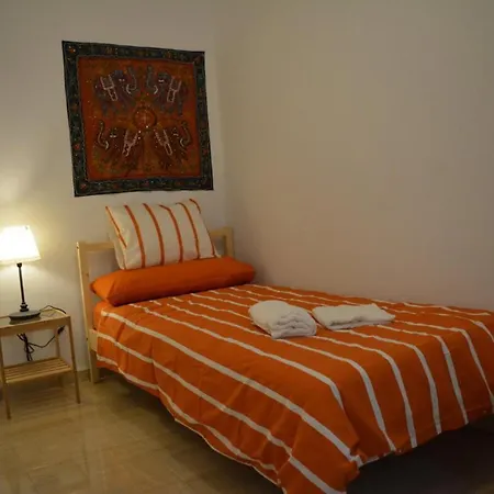 Cruzadas Melia-plaza De Espana Apartment *