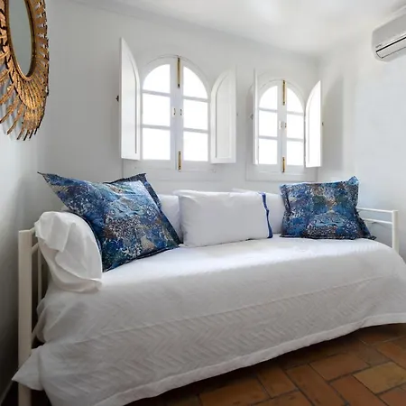 Genteel Argote De Molina Apartment Seville