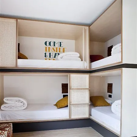 Toc Albergue *
