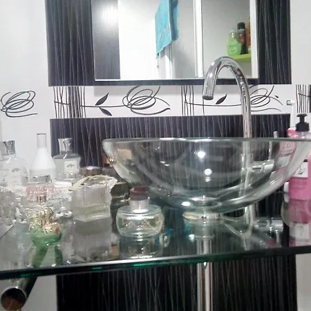 Homestay Individuales En Apartamento Compartido *