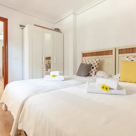 Luminoso Y Acogedor En Sevilla. A/c. Apartamento *