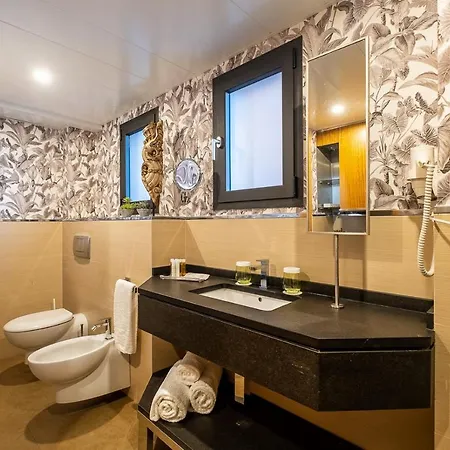 Apartamento On Designed For Adults Sevilla