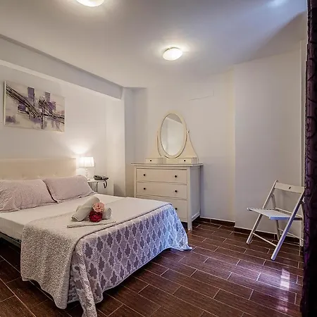 Noches De Triana Sevilla