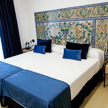 Triana Montalvan 3* Seville