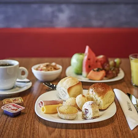 Ibis Hotel Sevilla
