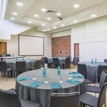 Occidental Viapol Hotel