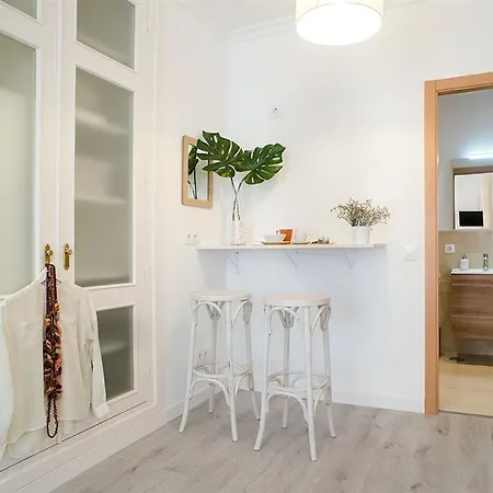 Apartment To Casa Malvarrosa Seville