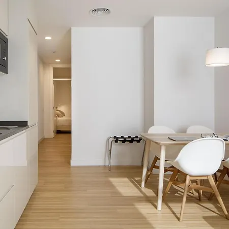 Mush Aparthotel Sevilla